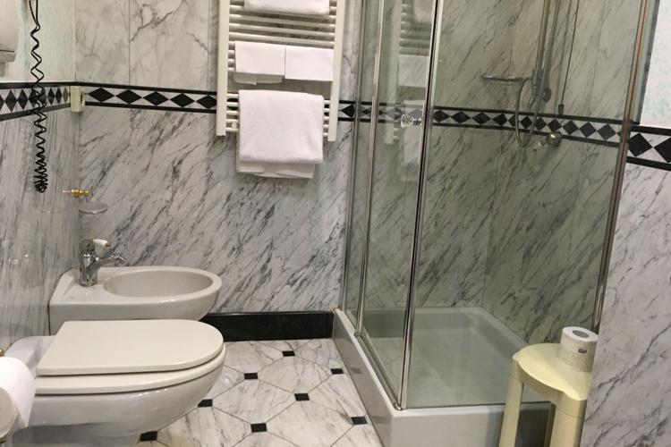 Chambre individuelle hôtel andreola central milan Chambre individuelle hôtel andreola central milan