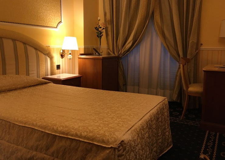 Chambre individuelle Hôtel Andreola Central Milan