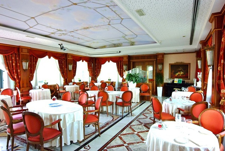 Restaurant stradivari Hôtel Andreola Central Milan
