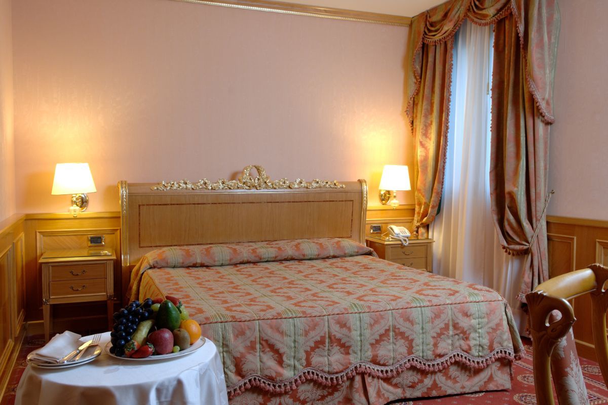 Chambre double supérieure Hôtel Andreola Central Milan Chambre double supérieure Hôtel Andreola Central Milan