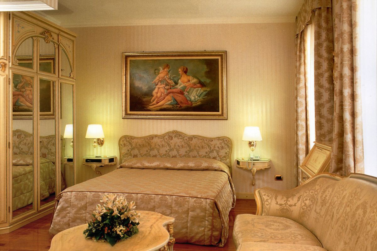 Junior suite Hôtel Andreola Central Milan Junior suite Hôtel Andreola Central Milan